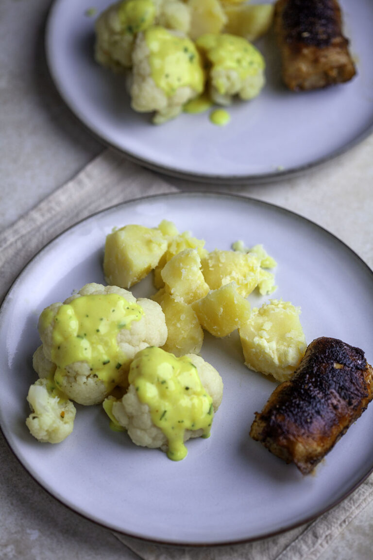 slavink-met-gekookte-aardappelen-en-bloemkool